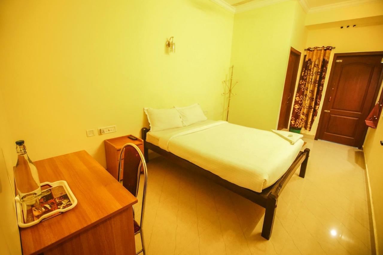 Lamond Holidays Munnar Exterior photo