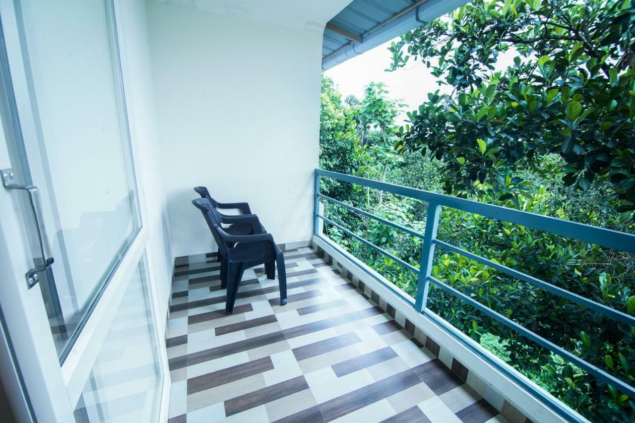 Lamond Holidays Munnar Exterior photo
